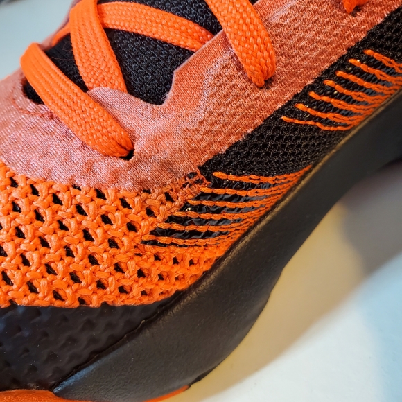 Adidas D.O.N Issue 1 Donovan Mitchell Spider Stamp Solar Red Orange Black Size 9 - Picture 5 of 16